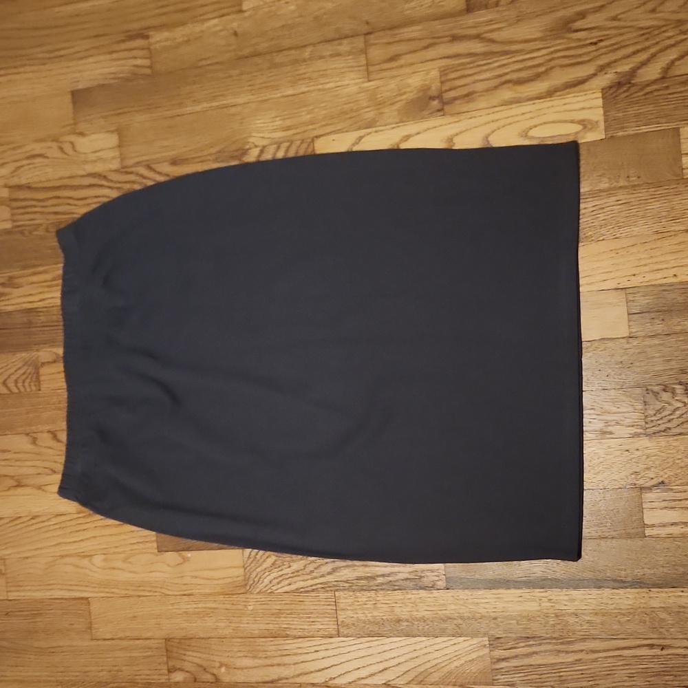 Nuggles straight skirt